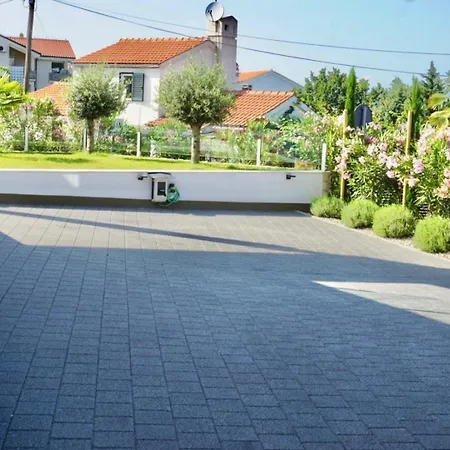 Vilă Sarah Vantacici