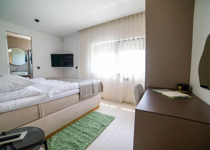 Sarah * ヴァンタシチ