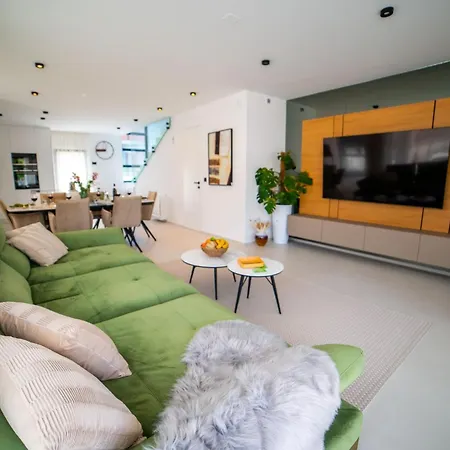 Villa Sarah Vantacici